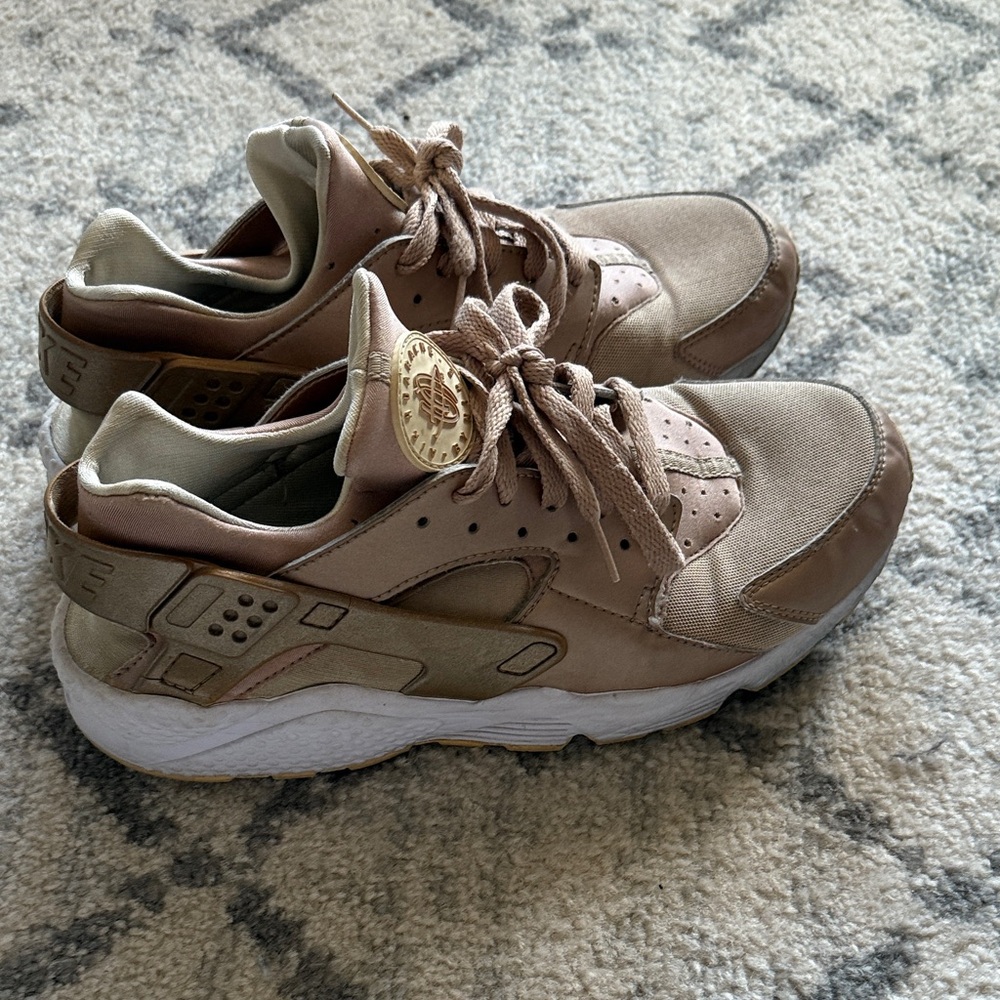 Nike Taupe and White Huarache Sneakers